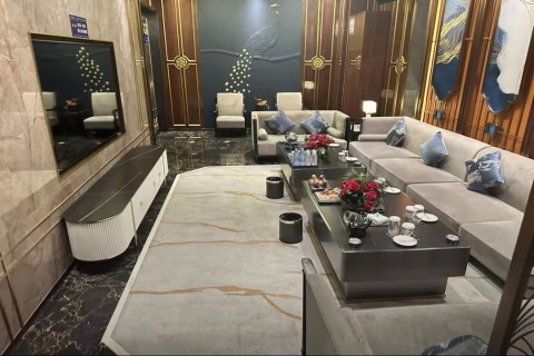 西宁KTV招聘兼职模特,我们只要努力的人